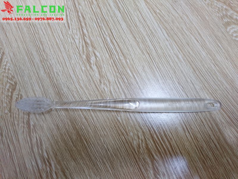 Công ty Falcon chuyên sản xuất và cung cấp bàn chải đánh răng dùng 1 lần cho khách sạn