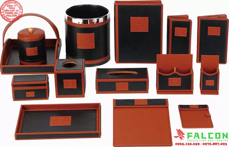Bộ đồ da phòng khách sạn