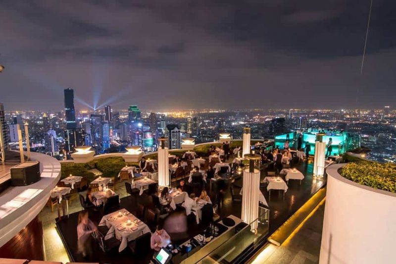 Mở bar/ Sky bar trong khách sạn là sự lựa chọn tuyệt vời
