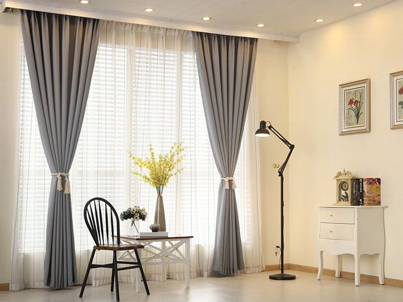 Ưu tiên chọn những mẫu rèm có 2 lớp vừa tạo sự sang trọng lại mang đến cảm giác thoải mái cho khách hàng