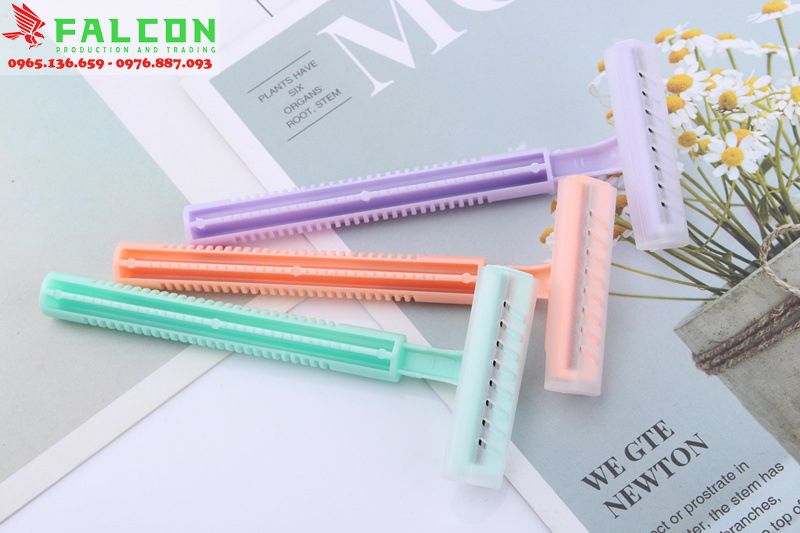 Dao cạo râu phòng tắm khách sạn
