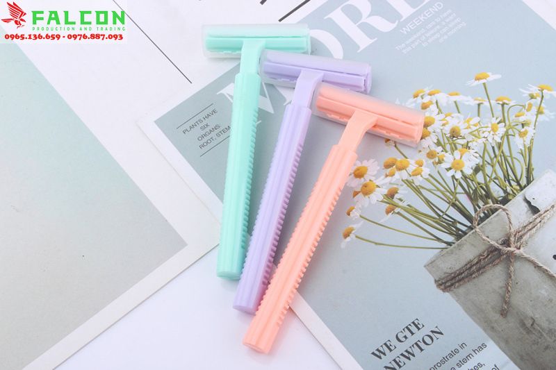 Dao cạo râu phòng tắm khách sạn