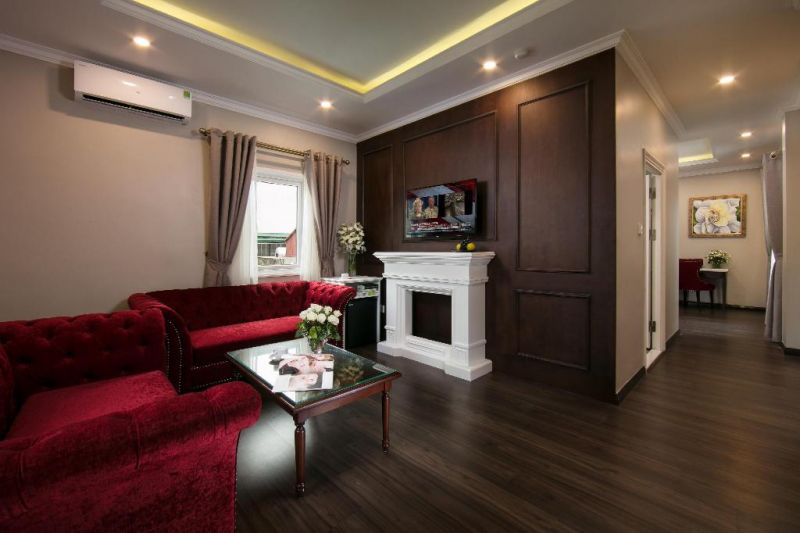 Hãy tìm máy quay ẩn được lắp đặt trong phòng trước khi vào ở